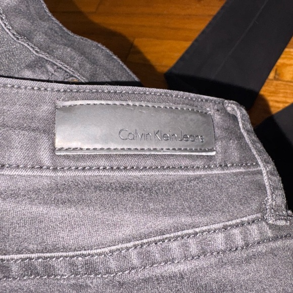 Calvin Klein Jeans Black Ankle Skinny Jeans - W30 - Picture 8 of 8